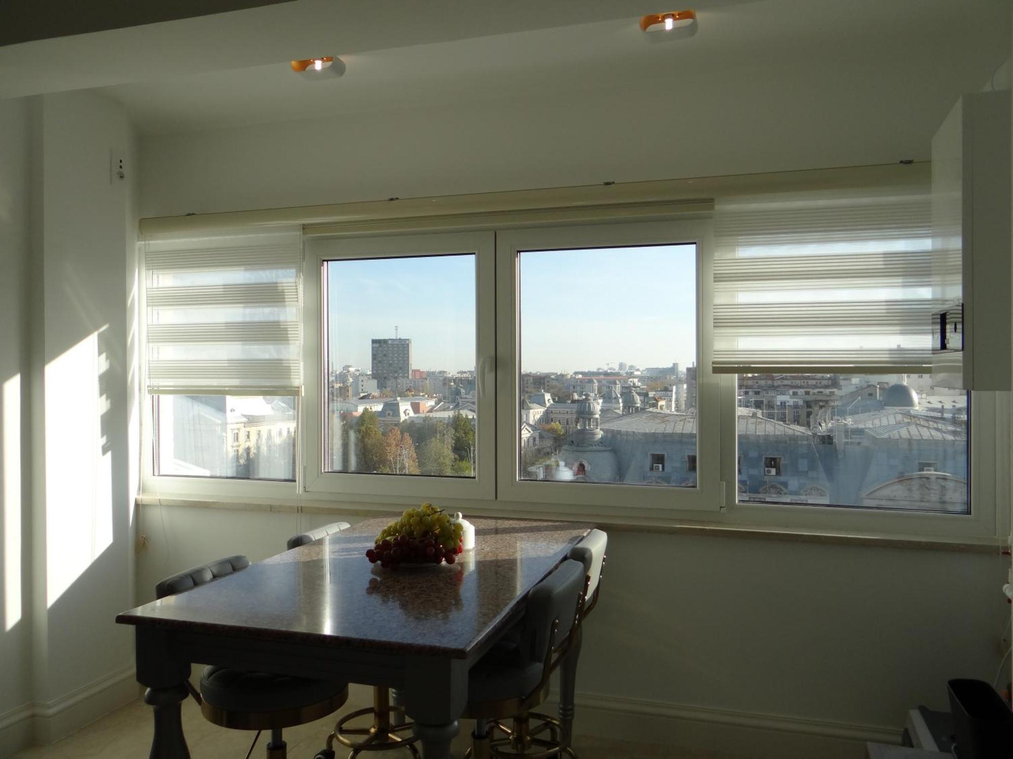 The One Balcescu- Best View Over City Center Bukares Bagian luar foto