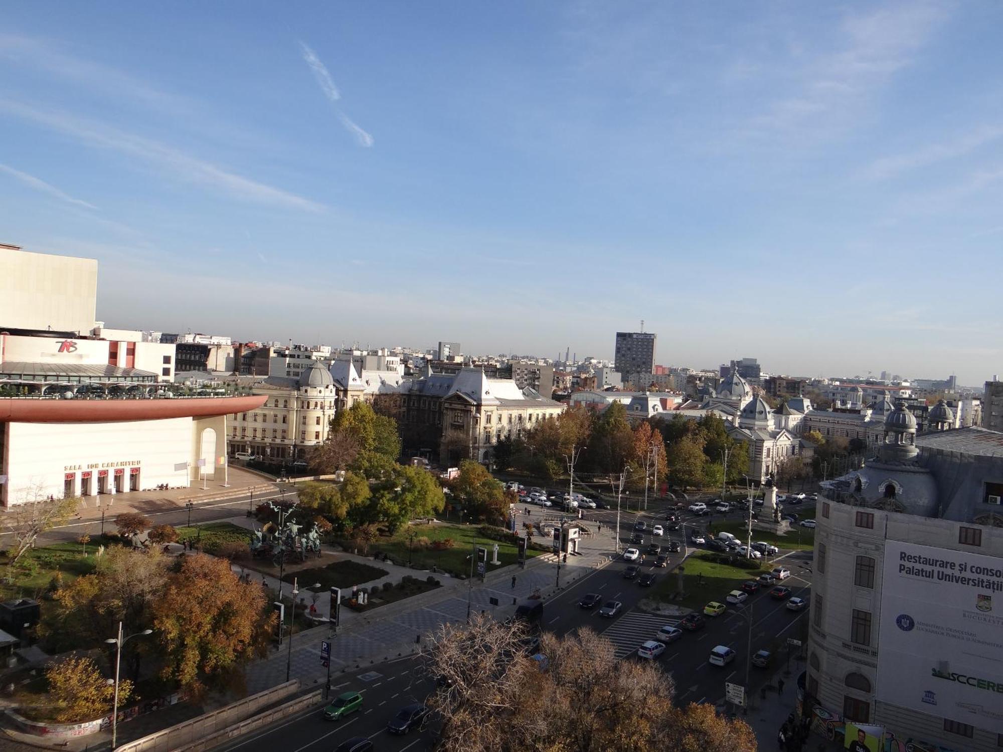 The One Balcescu- Best View Over City Center Bukares Bagian luar foto