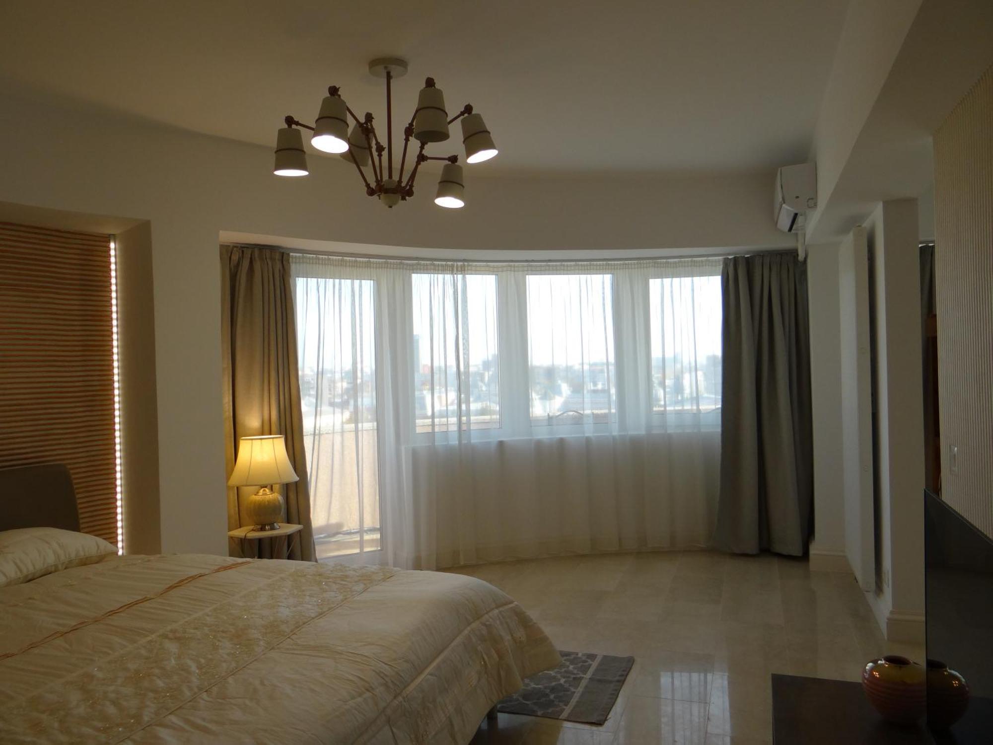 The One Balcescu- Best View Over City Center Bukares Bagian luar foto